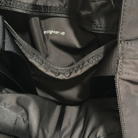 Lulu lemon Black Tote Bag - Picture 7 of 10